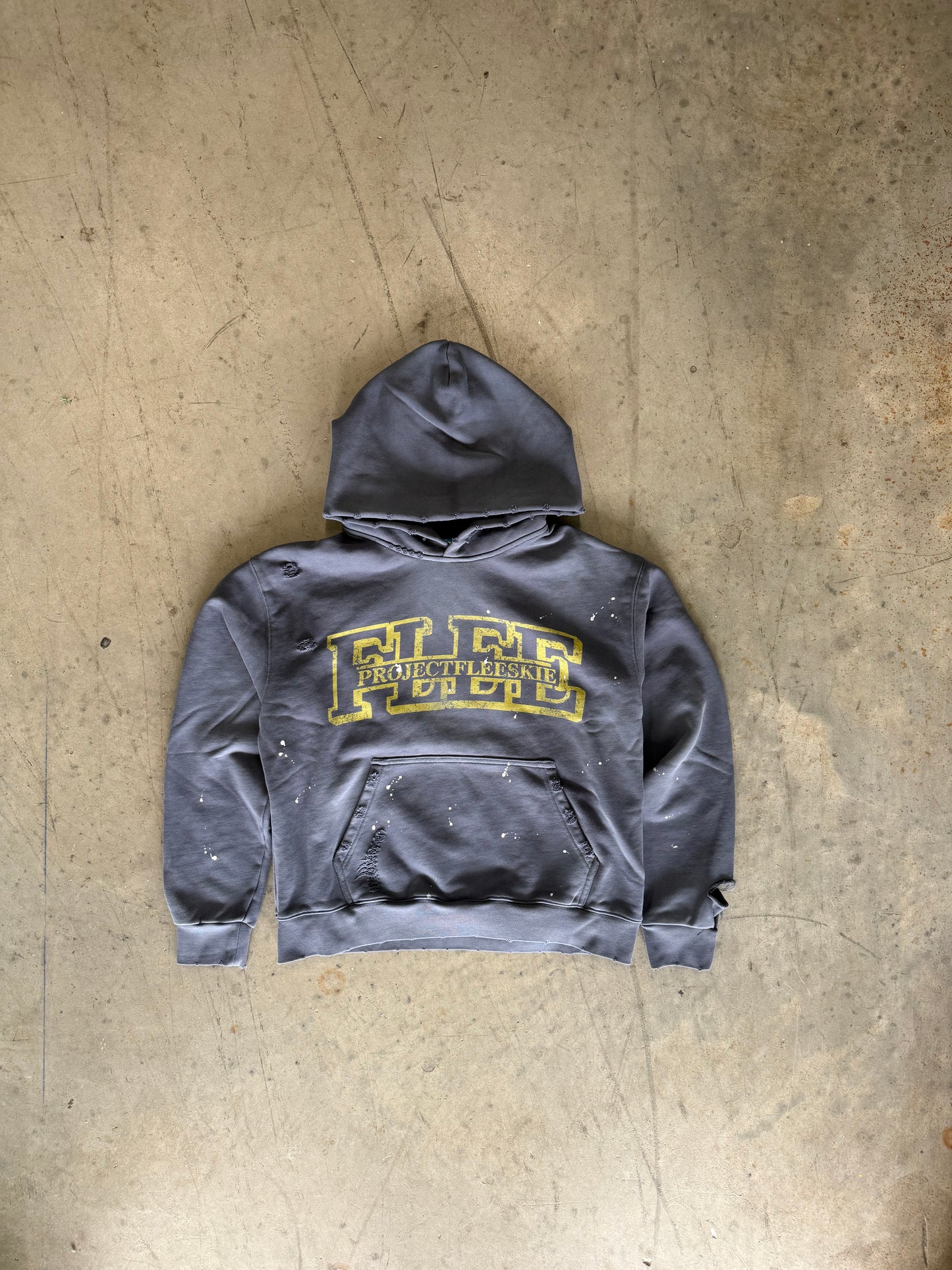 FLEE HOODIE (DISTRESSED)