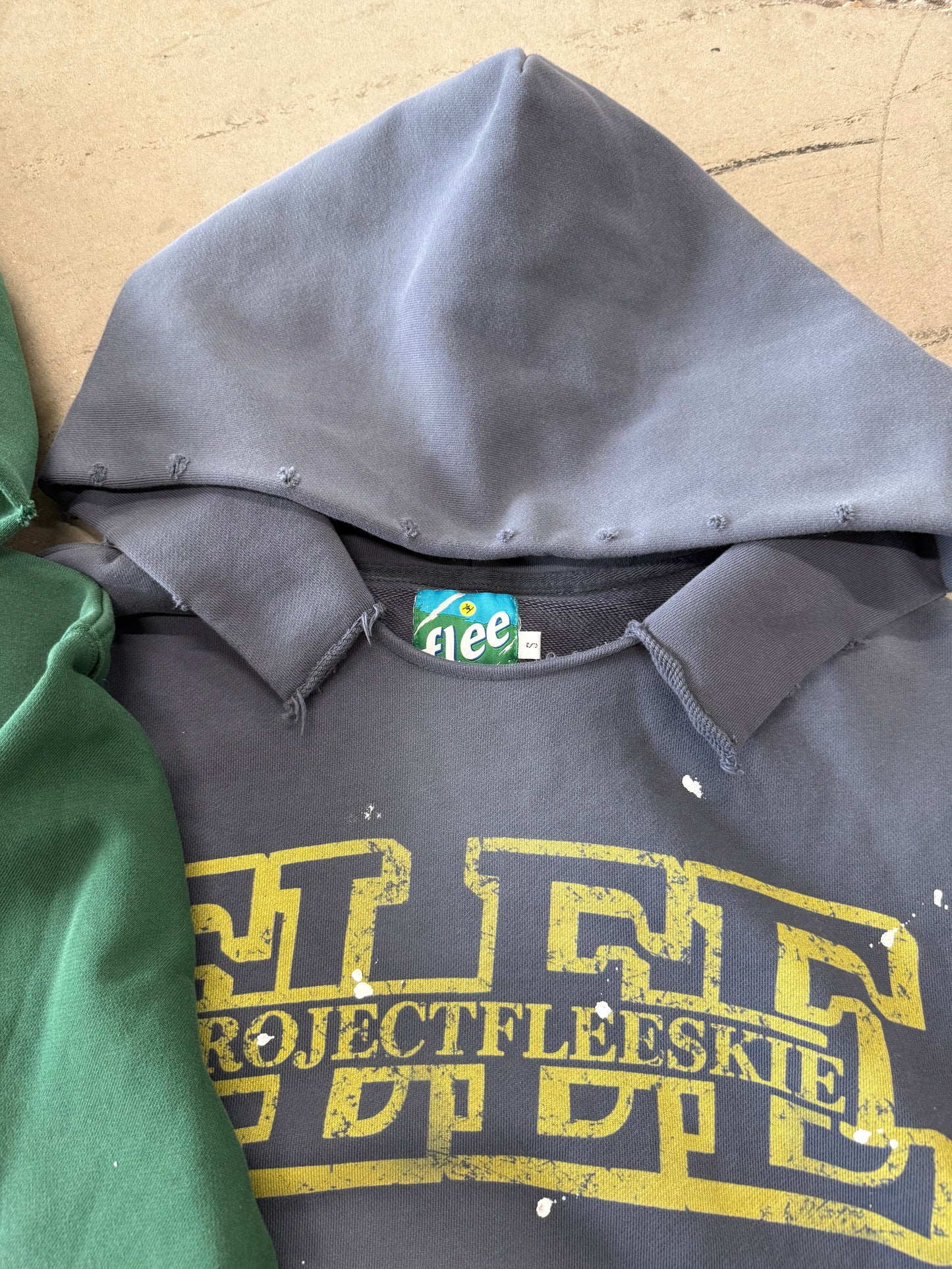 FLEE HOODIE (DISTRESSED)