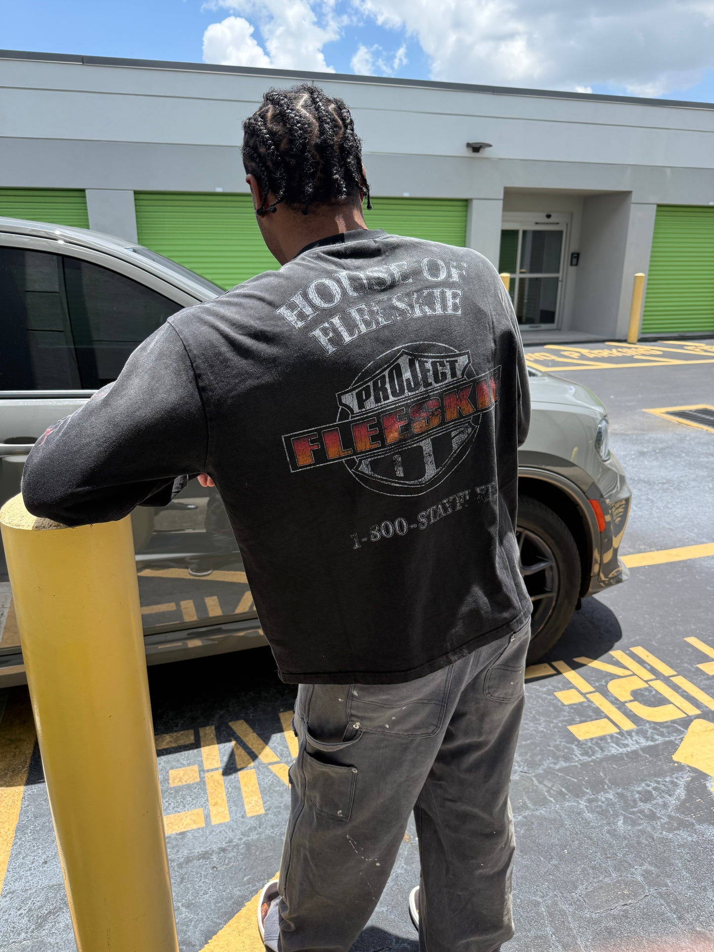 “HOUSE OF FLEESKIE” Longsleeve